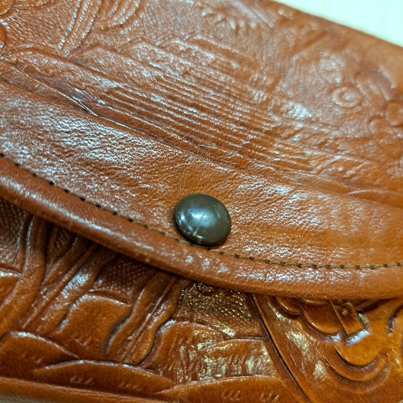 Alejandro Yeo Clutch Wallet Hand Tooled Pure Leather Floral Engraved With Mexico - Picture 4 of 16